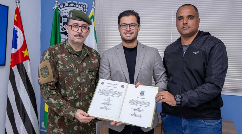Prefeito Reinaldinho assume presidência da Junta de Serviço Militar de São Sebastião