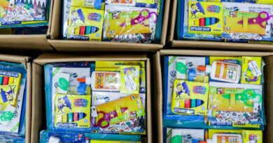 São Sebastião inicia entrega de mais de 15 mil kits escolares para alunos da rede municipal