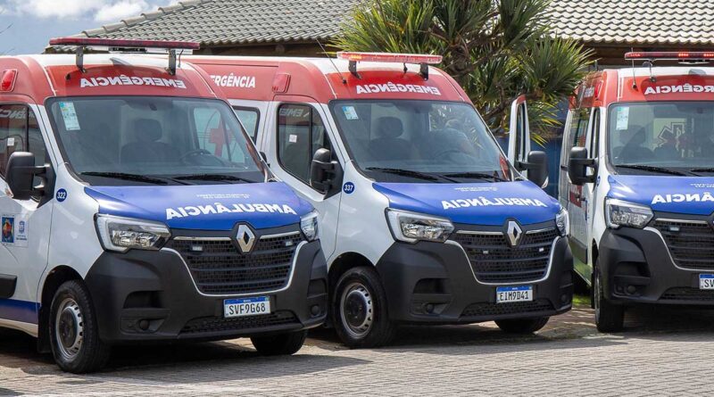 São Sebastião reforça atendimento de urgência com recebimento de três novas ambulâncias do SAMU