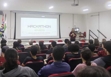 Hackathon 2026 desafia estudantes a criar soluções tecnológicas para Educação em Caraguatatuba
