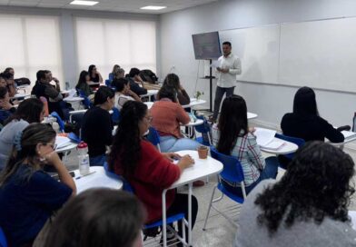 Diretores da rede municipal participam de replanejamento para segundo semestre letivo