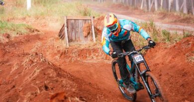 Atleta de Ilhabela disputa Campeonato Brasileiro de Downhill 2026 no Rio de Janeiro