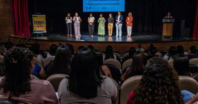 São Sebastião capacita 500 profissionais da Educação Infantil e fortalece atendimento à primeira infância