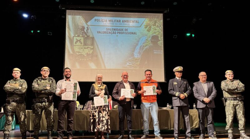 Ilhabela é homenageada pela Polícia Militar Ambiental por ações de fiscalização, preservação ambiental e segurança