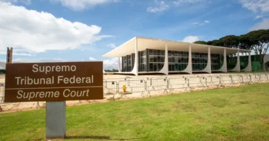 13 ex-ministros do STF pedem investigação rigorosa sobre denúncias